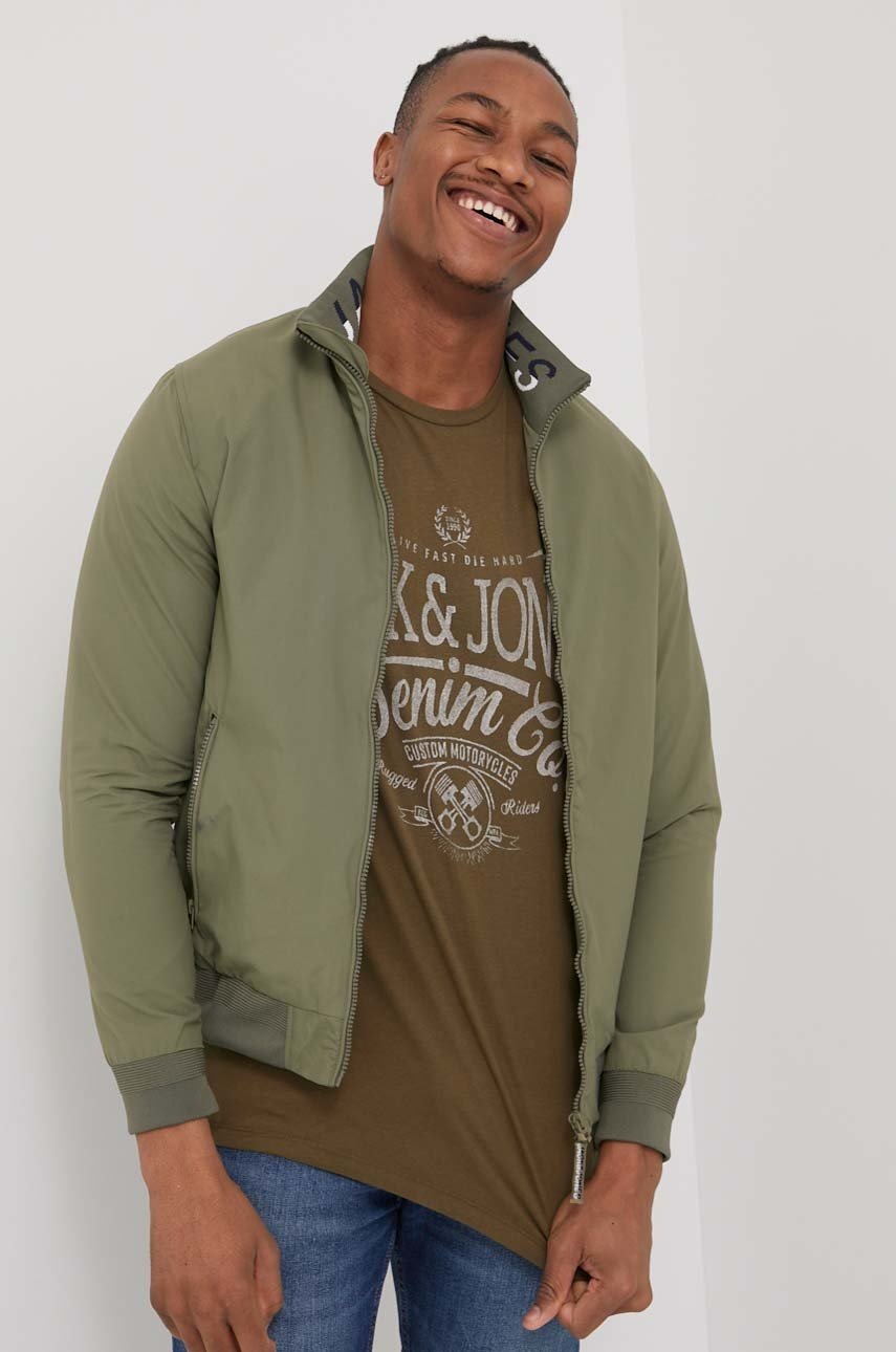 

Яке Jack & Jones мъжка в зелено с преходна изолация, Зелен