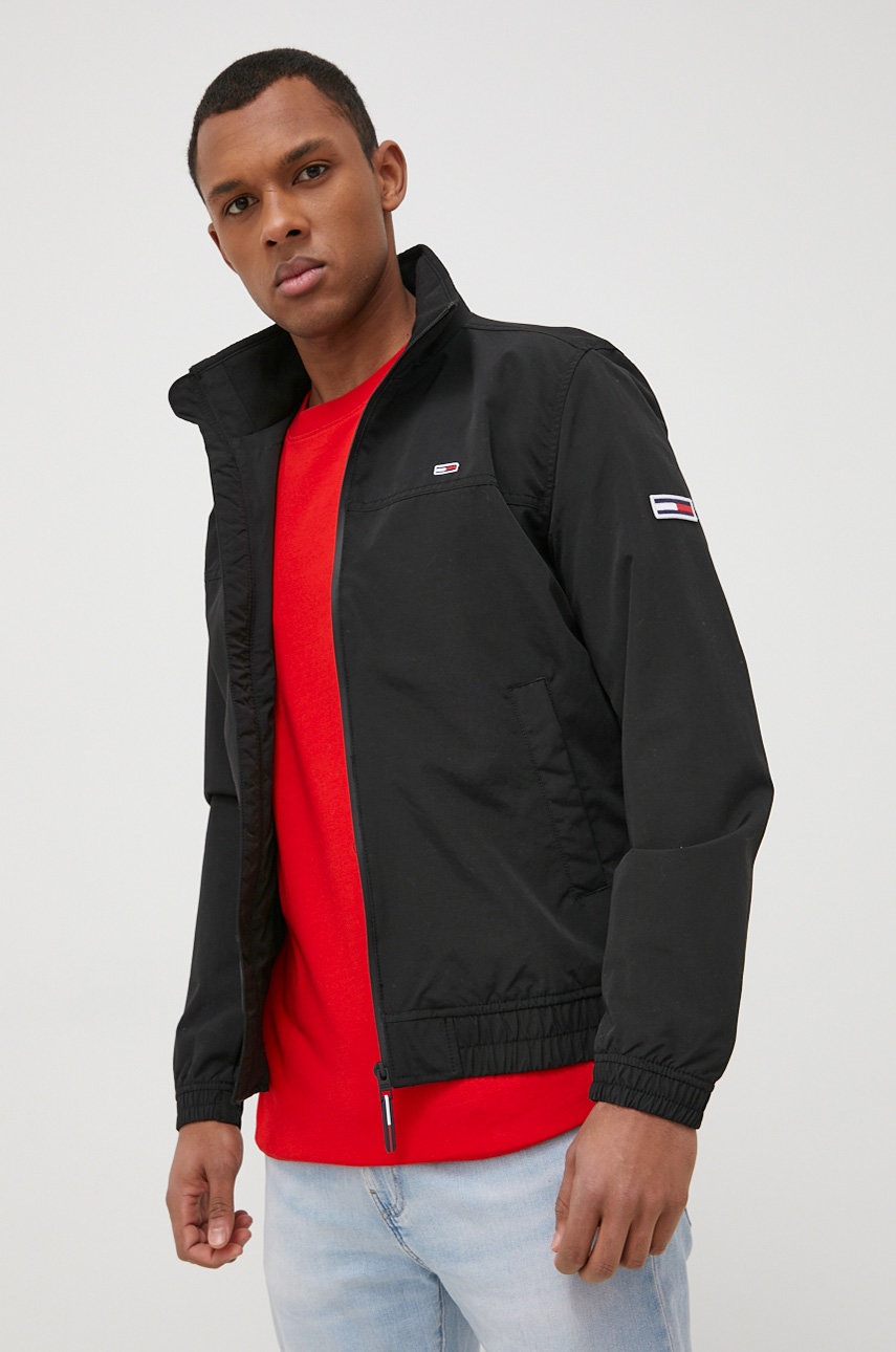 

Яке Tommy Jeans мъжко в черно с преходна изолация, Черен