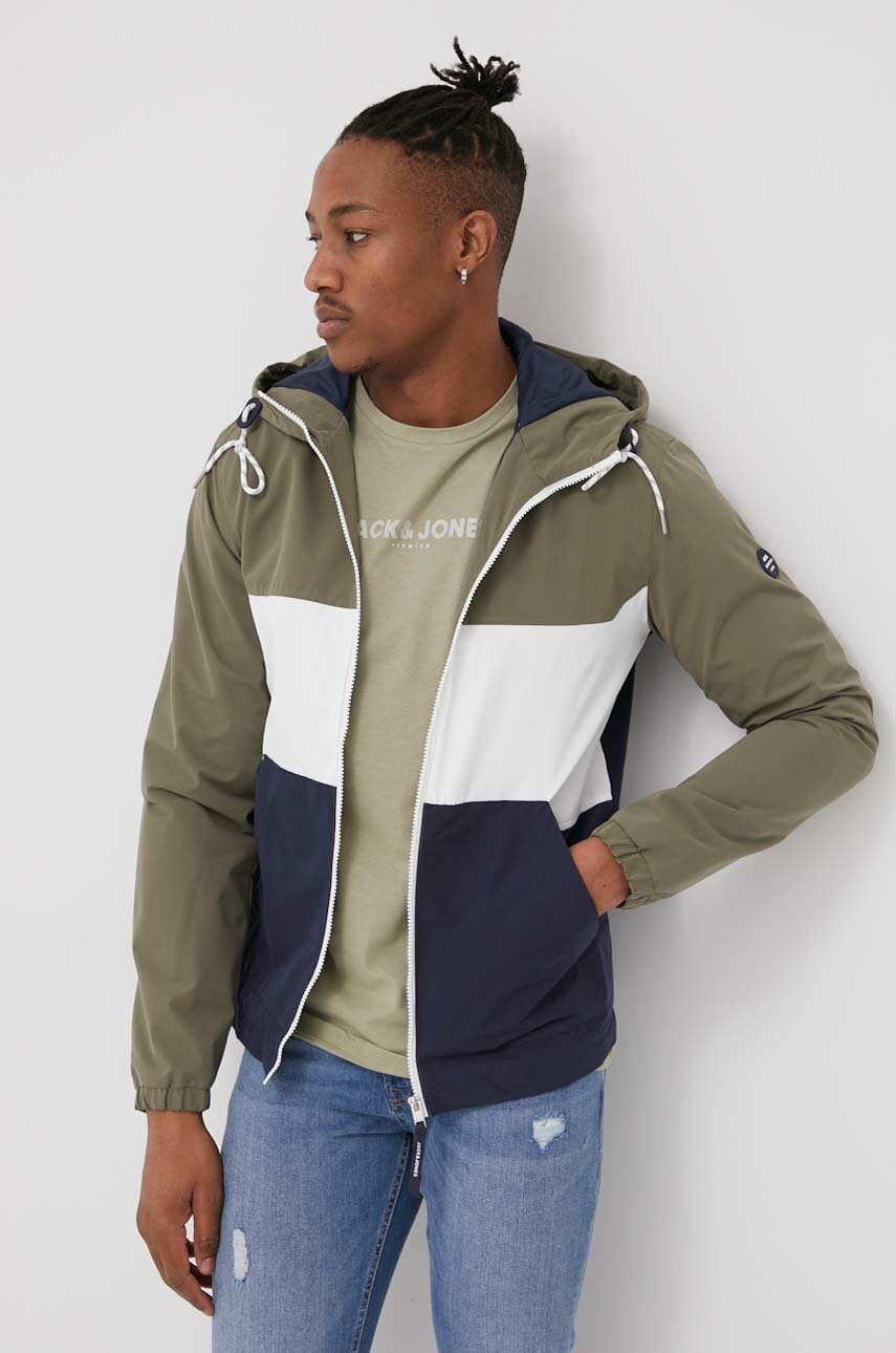 

Куртка Jack & Jones чоловіча колір зелений перехідна