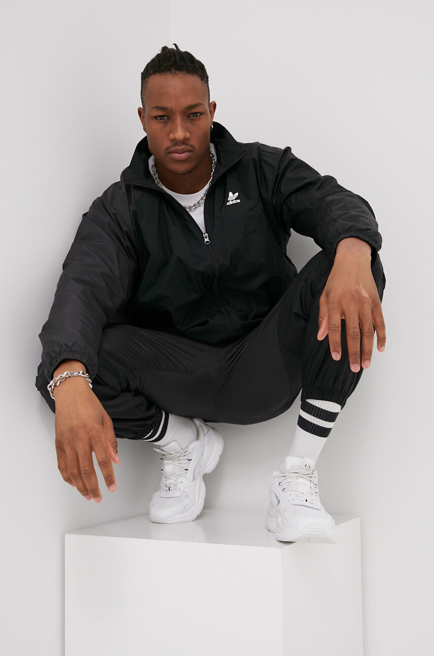 Adidas originals geaca he2952 barbati, culoarea negru, de tranzitie