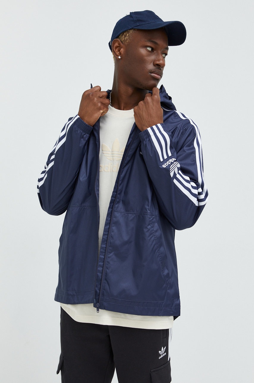

Яке adidas Originals в тъмносиньо с преходна изолация, Тъмносин