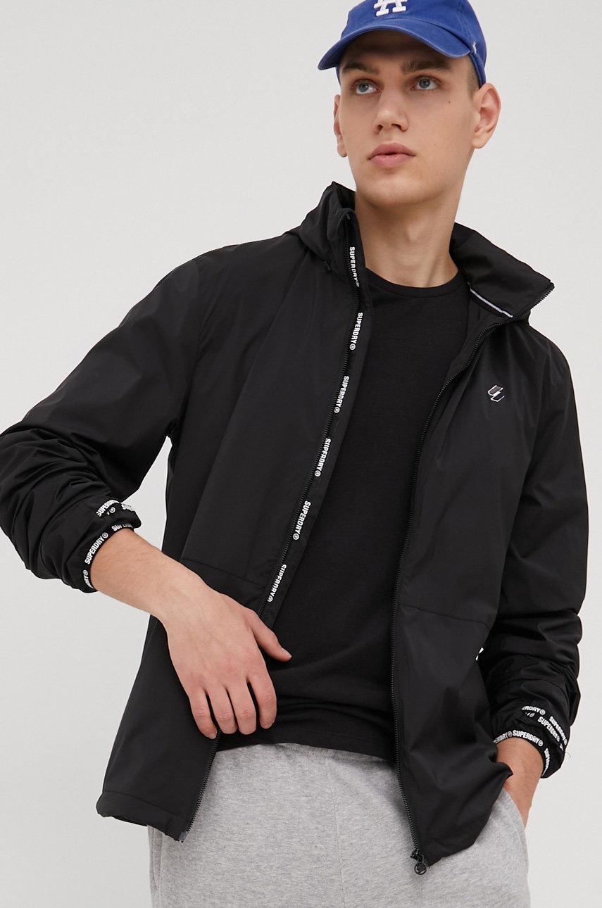 

Куртка Superdry чоловіча колір чорний перехідна
