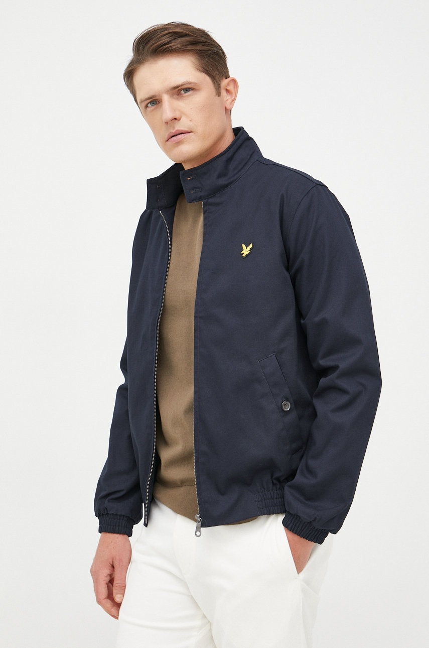 

Куртка Lyle & Scott чоловіча колір синій перехідна