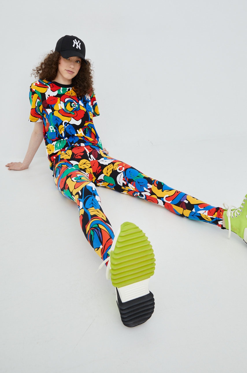 

Клин adidas Originals X Rich Mnisi HC4478 с десен, Многоцветен