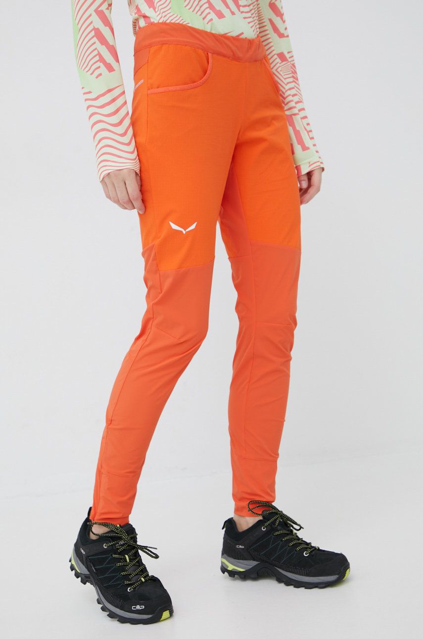 Salewa spodnie outdoorowe Agner damskie kolor pomarańczowy