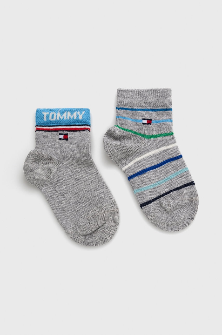 

Детски чорапи Tommy Hilfiger в сиво, Сив