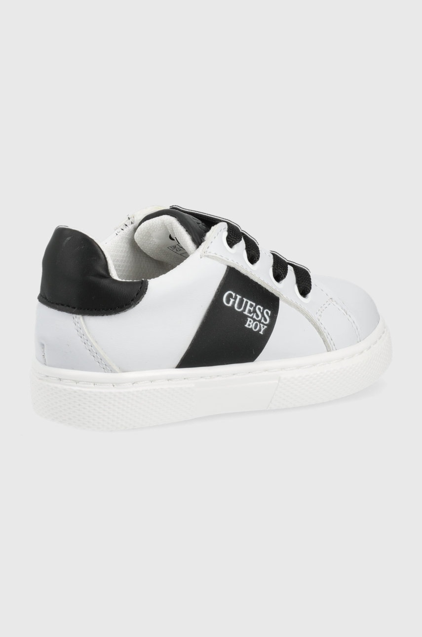 

Детские кроссовки Guess цвет белый