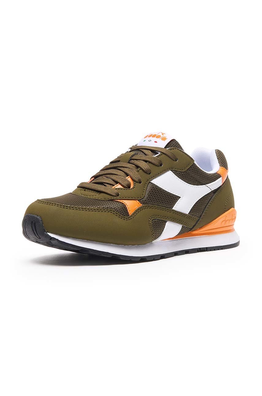 

Дитячі кросівки Diadora колір чорний