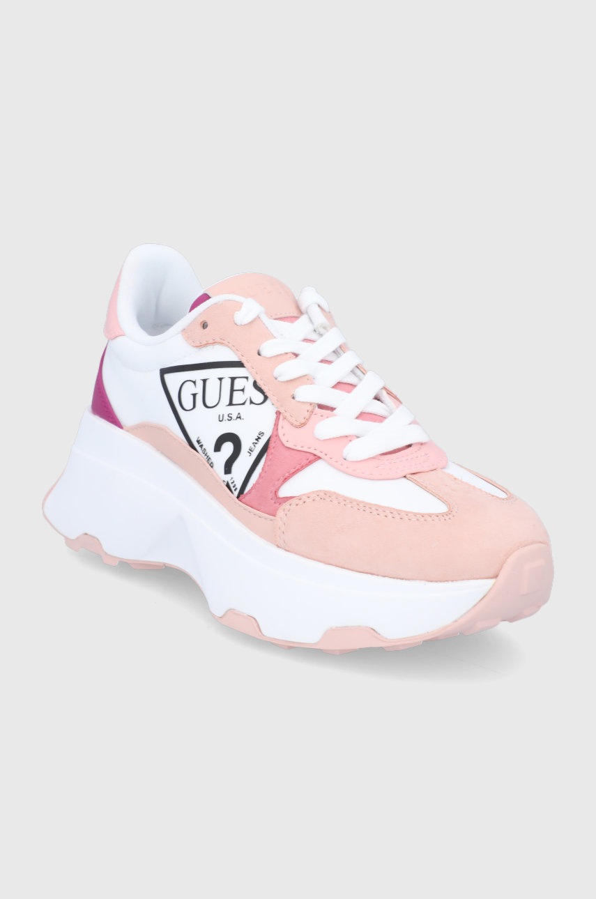 

Черевики Guess колір рожевий на платформі
