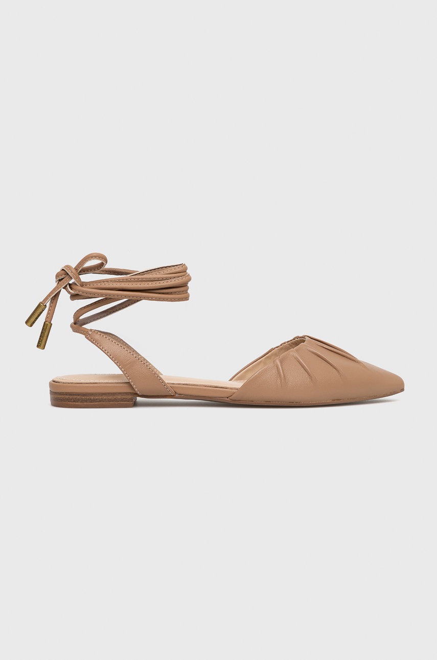 

Балеринки Guess Carlas в бежово с отворена пета, Бежов