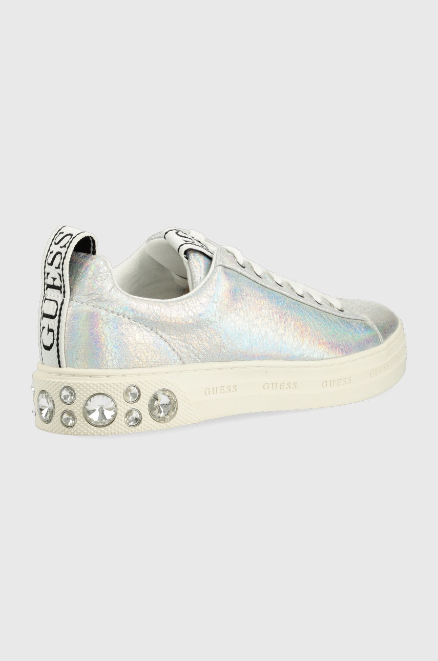 

Кросівки Guess Rivet колір срібний
