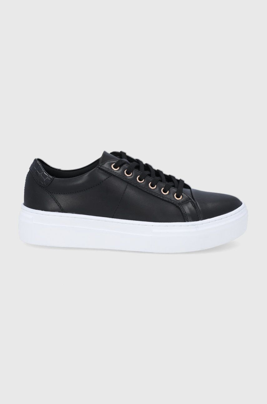 Levně Kožené boty Vagabond Shoemakers Zoe Platform černá barva