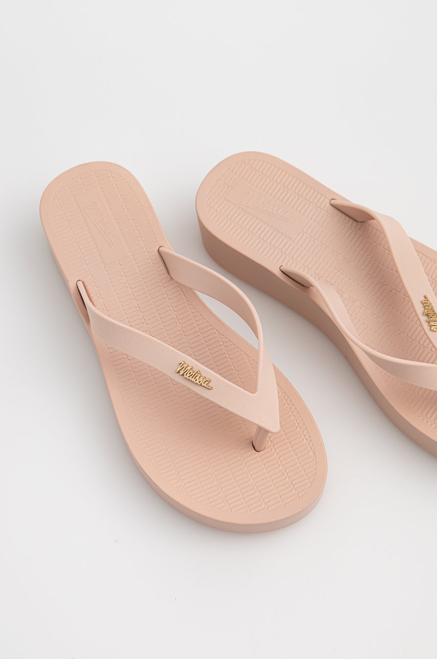 

Вьетнамки Melissa женские цвет розовый на платформе
