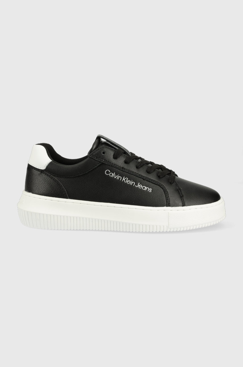 

Кожени маратонки Calvin Klein Jeans в черно, Черен