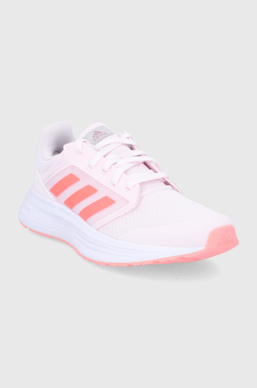 

Черевики adidas Galaxy 5 GW0773 колір рожевий на плоскому ходу