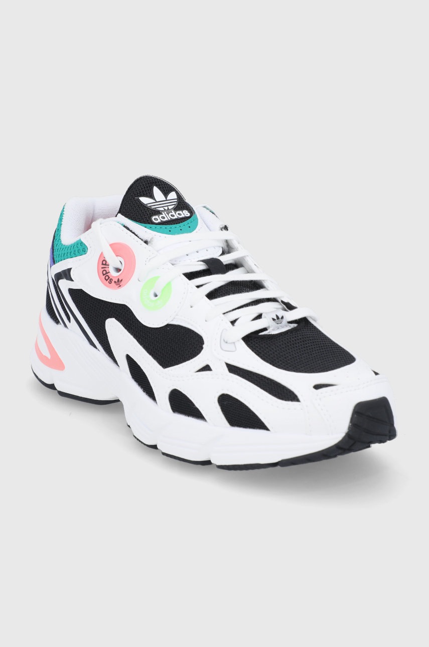 

Черевики adidas Originals Adilette GY1122 колір білий