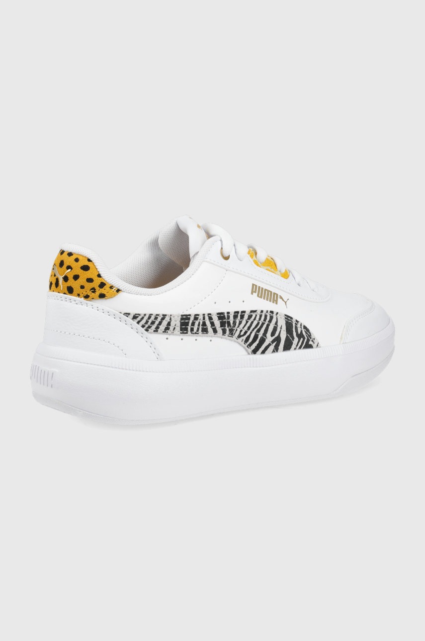 

Черевики Puma Tori Safari 38493301 колір білий