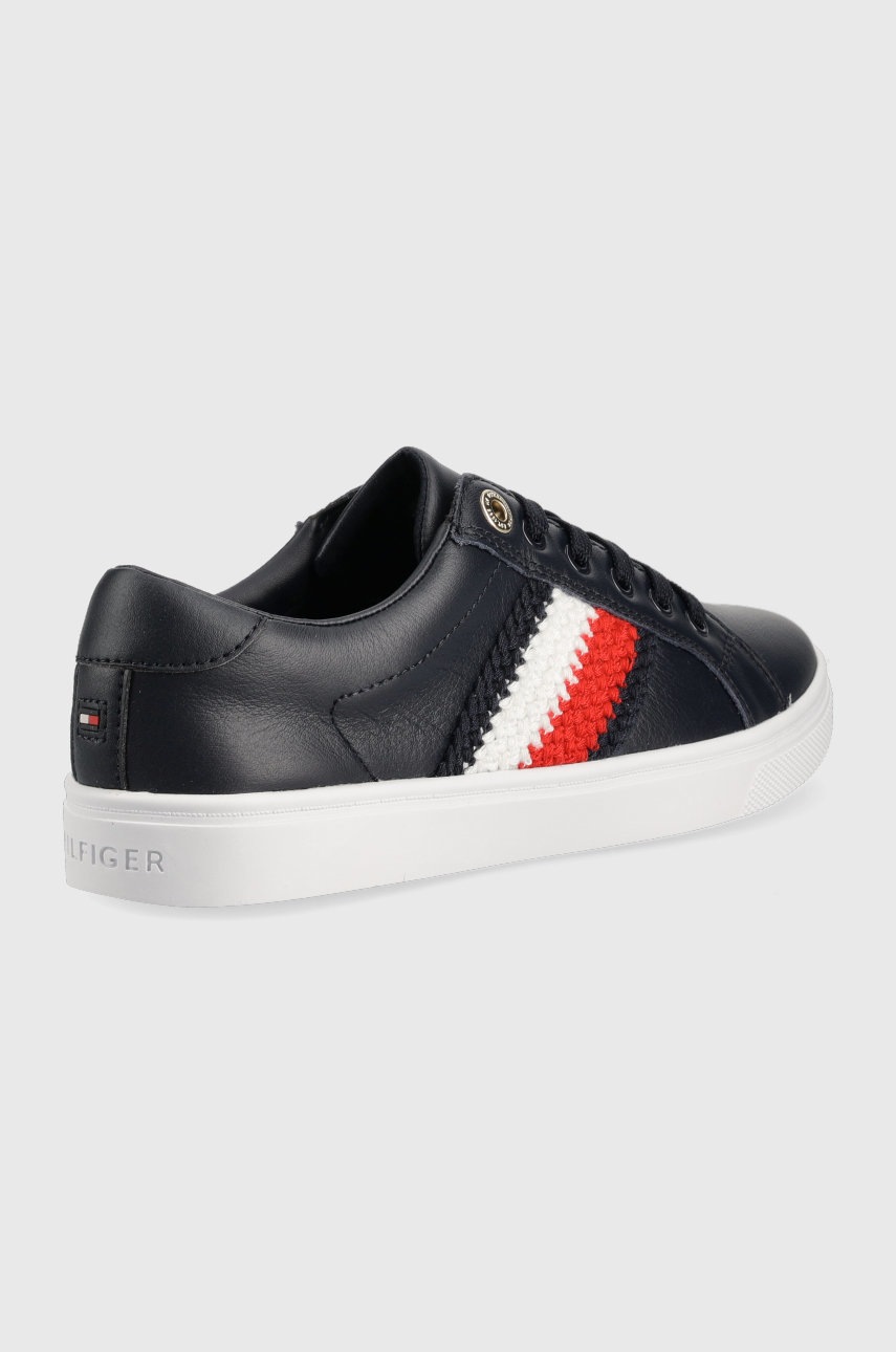 

Шкіряні кросівки Tommy Hilfiger колір синій
