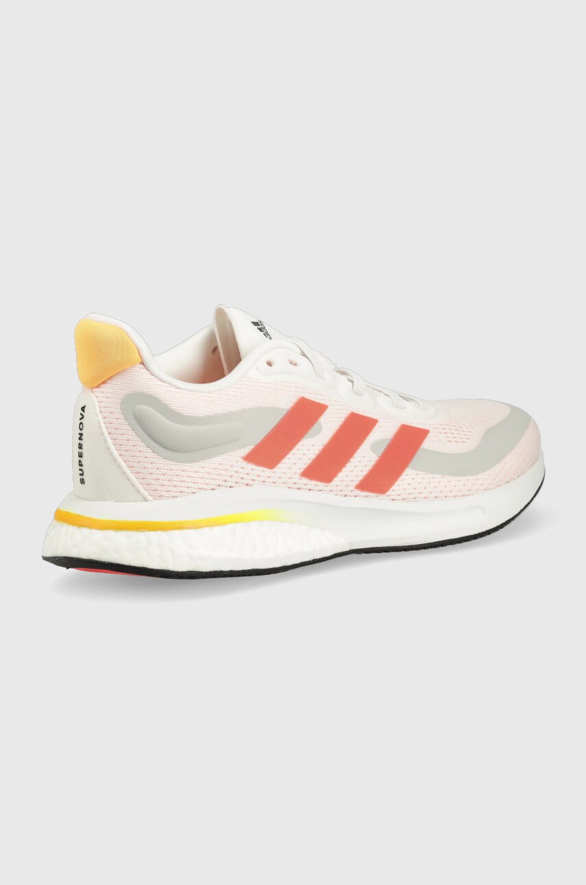 

Обувь для бега adidas Performance Supernova GX2971 цвет белый