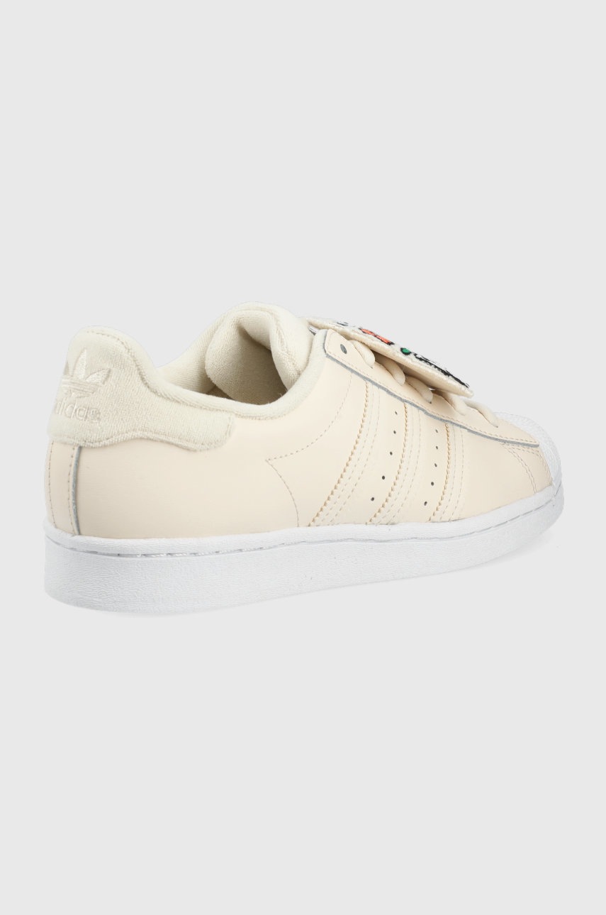 

Шкіряні черевики adidas Originals Superstar GW0592 колір бежевий
