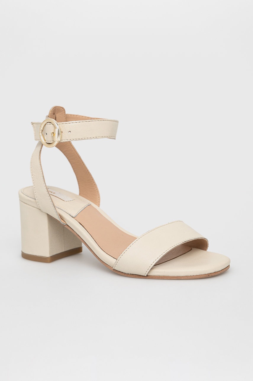 

Кожаные сандалии Mexx Sandal Gianella цвет бежевый