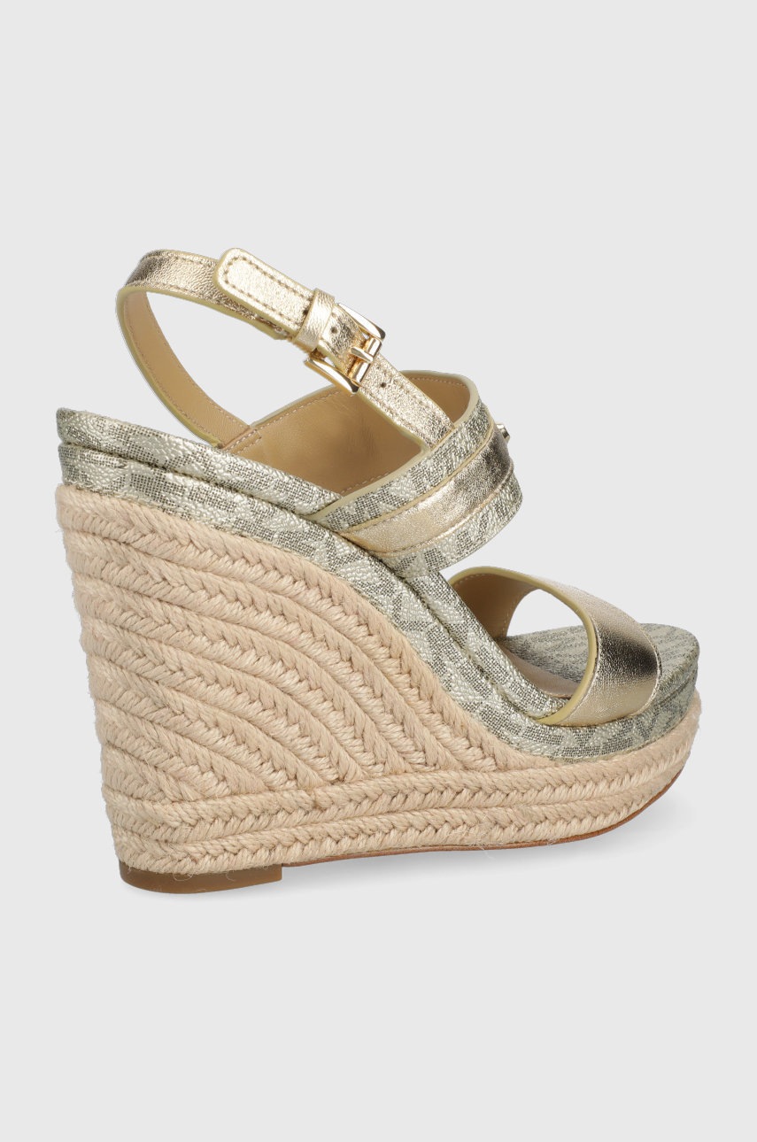 

Сандалі MICHAEL Michael Kors Farrah Wedge жіночі колір золотий на танкетці