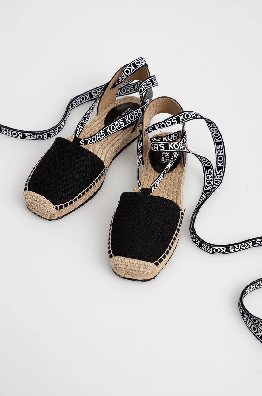 

Эспадрильи MICHAEL Michael Kors Yara цвет чёрный