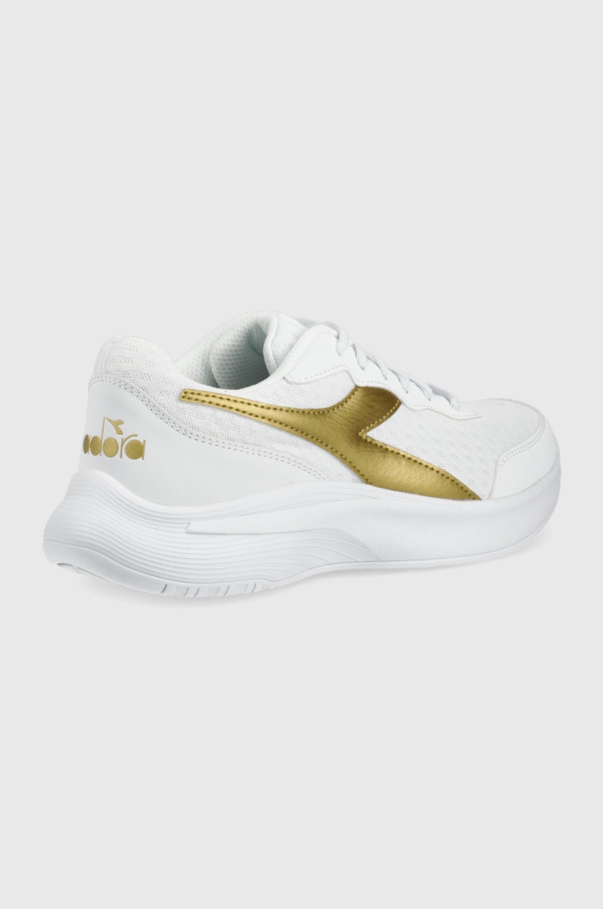 

Бігові кросівки Diadora Eagle 5 колір білий