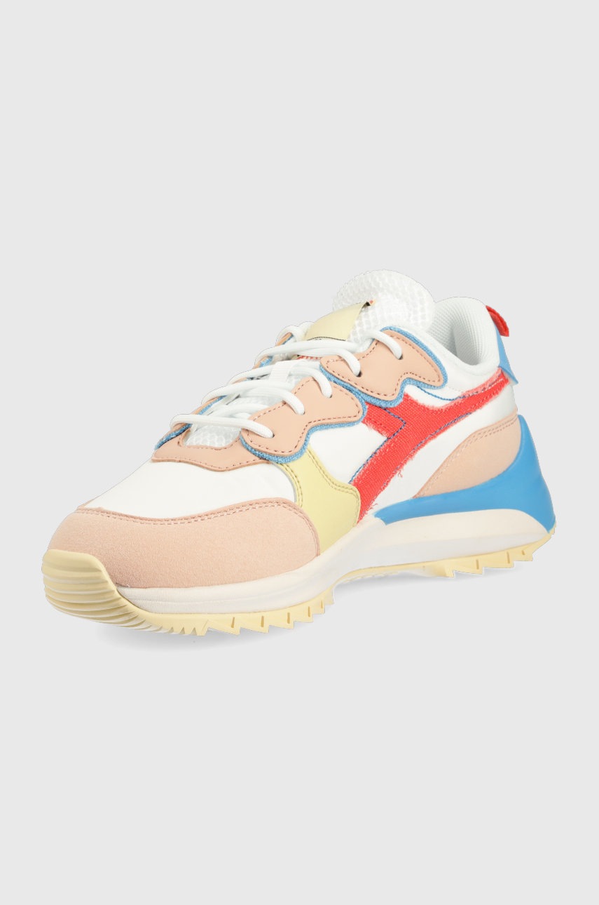

Кроссовки Diadora