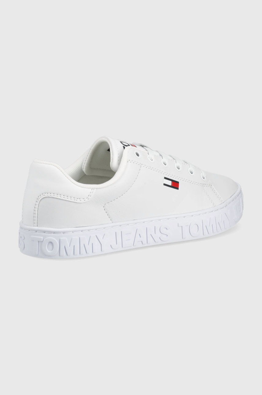 

Кожаные ботинки Tommy Jeans женские цвет белый