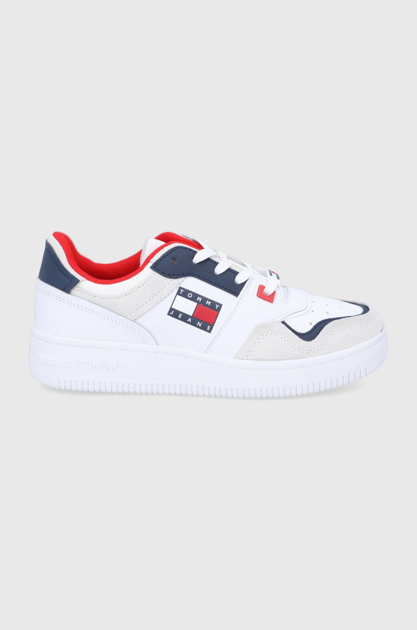 

Обувки Tommy Jeans в бяло, Бял