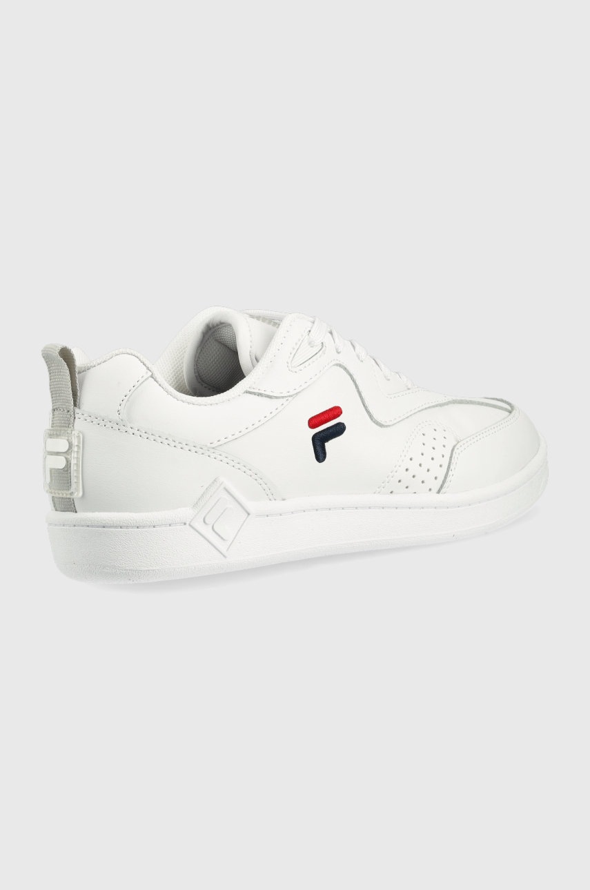 

Кожаные кроссовки Fila цвет белый