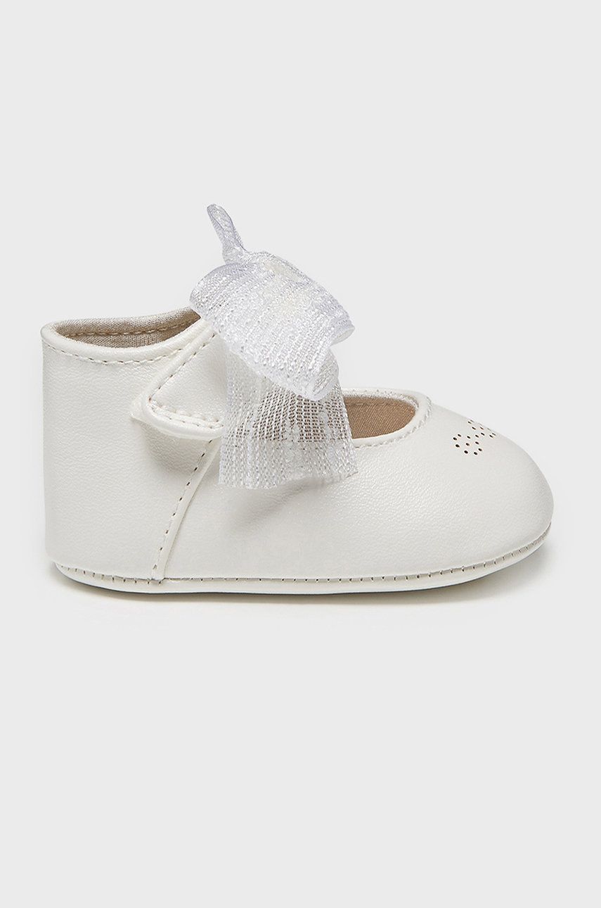 Mayoral Newborn pantofi pentru bebelusi culoarea alb answear.ro