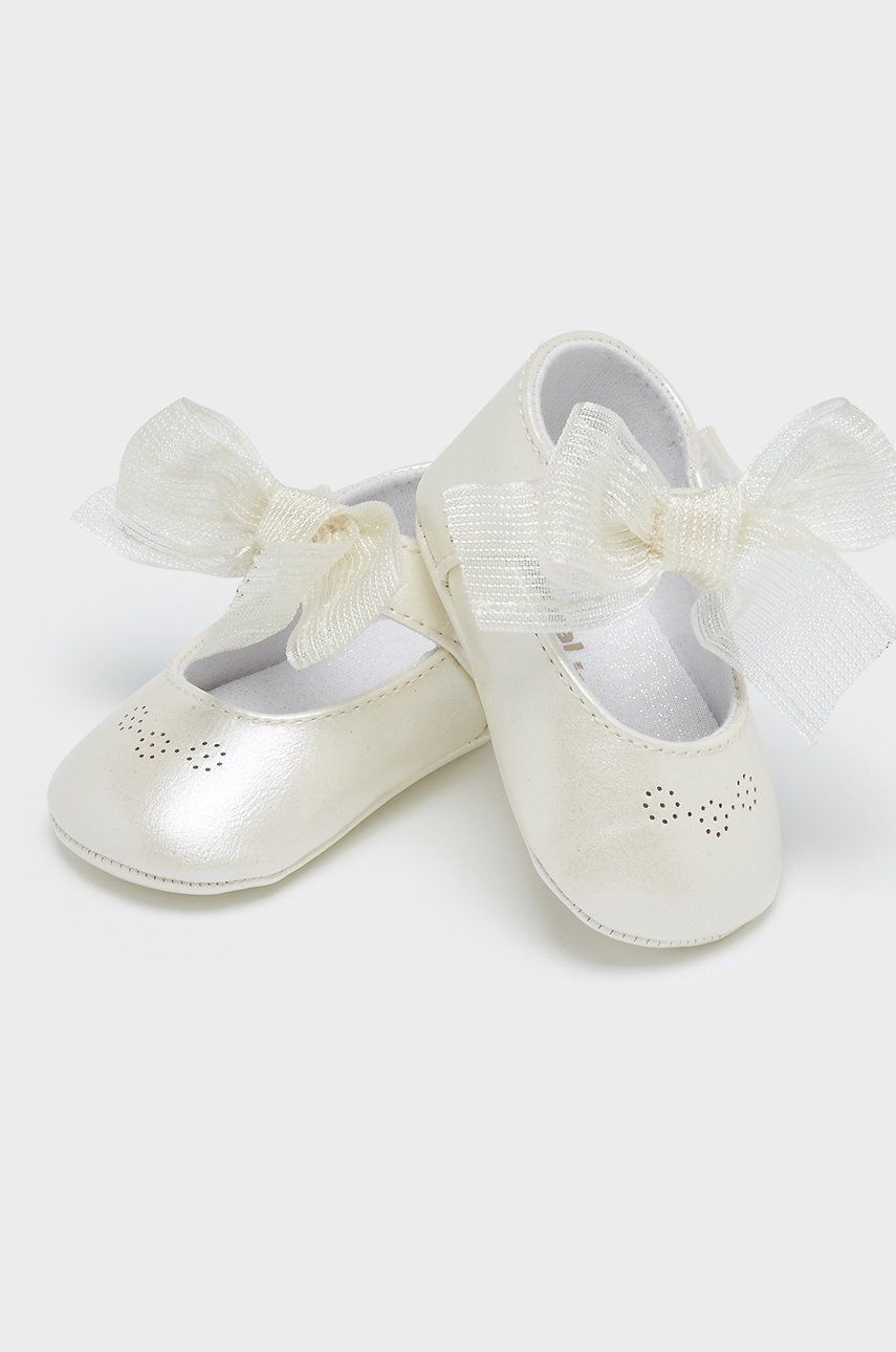 Mayoral Newborn pantofi pentru bebelusi culoarea bej answear.ro