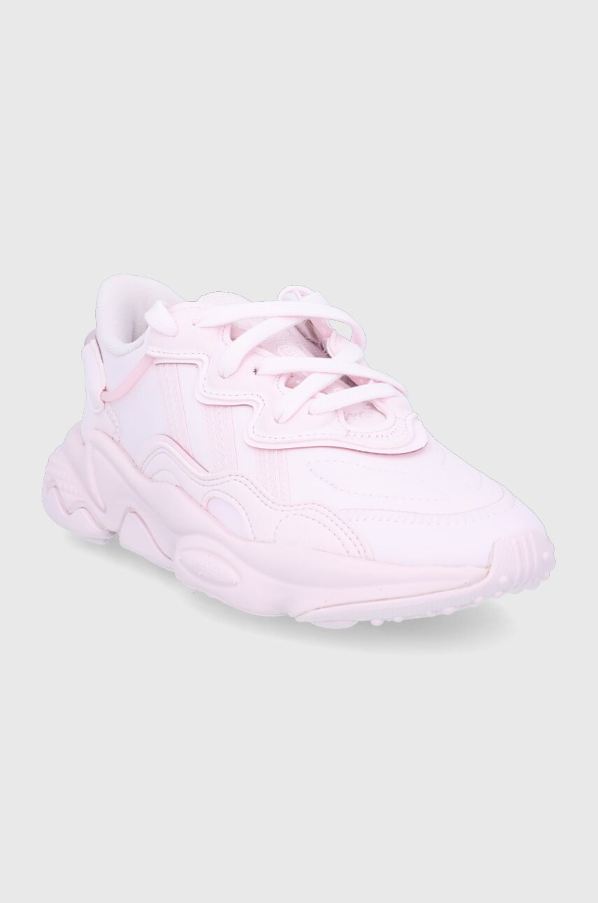 

Дитячі черевики adidas Originals Ozweego колір рожевий