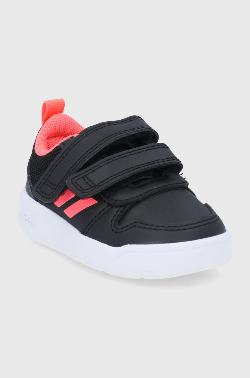 

Детские ботинки adidas Tensaur цвет чёрный