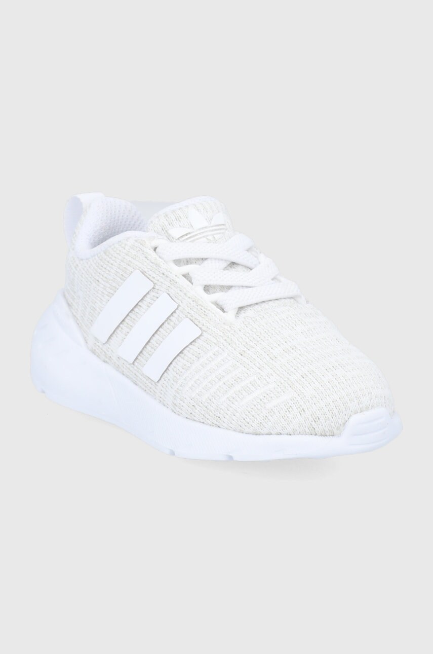 

Детские ботинки adidas Originals Swift Run 22 EL GW8168 цвет серый