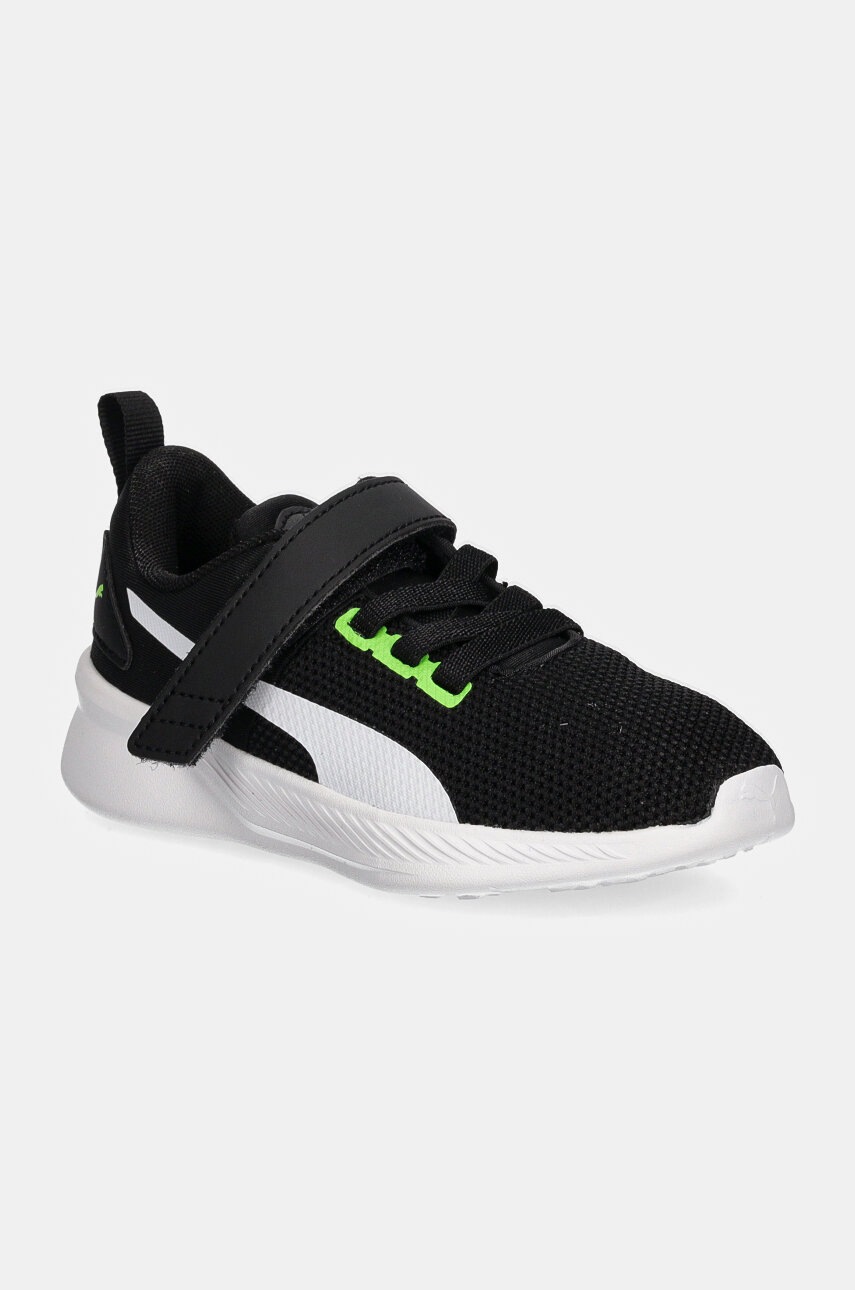 

Детски обувки Puma в черно, Черен