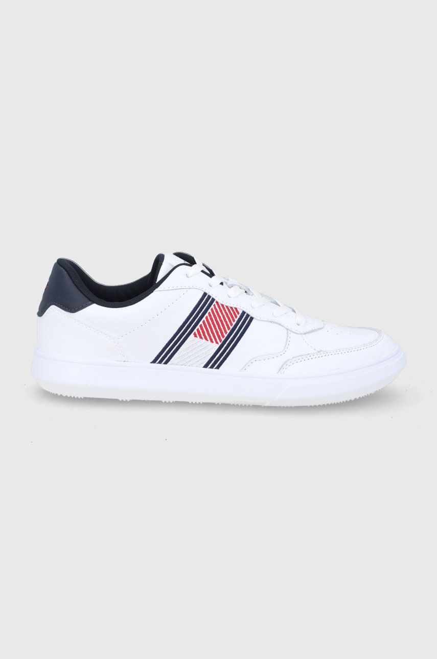 

Кожени обувки Tommy Hilfiger в бяло, Бял