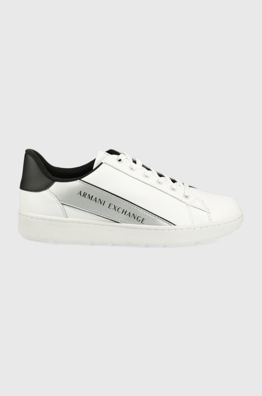 

Маратонки Armani Exchange в бяло, Бял