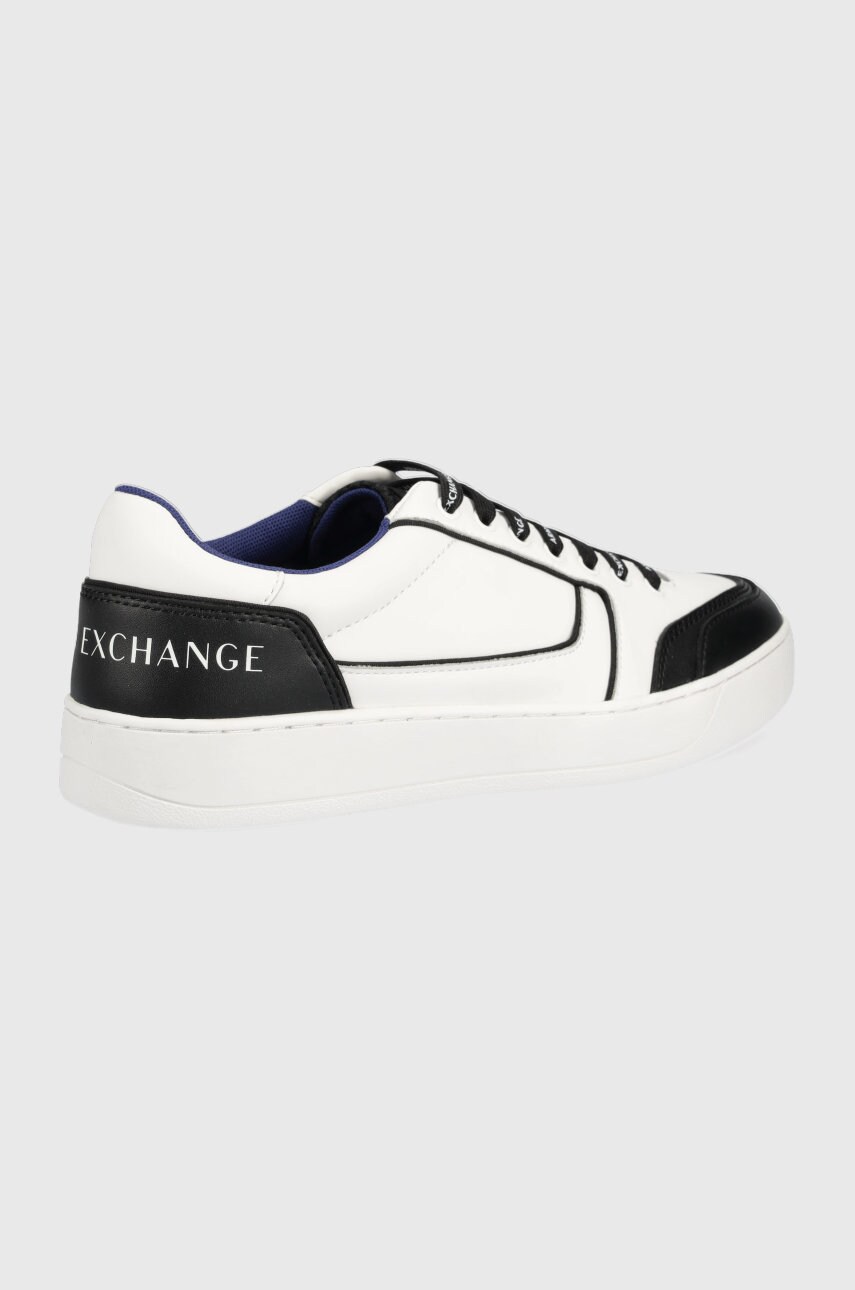 

Шкіряні кросівки Armani Exchange колір білий