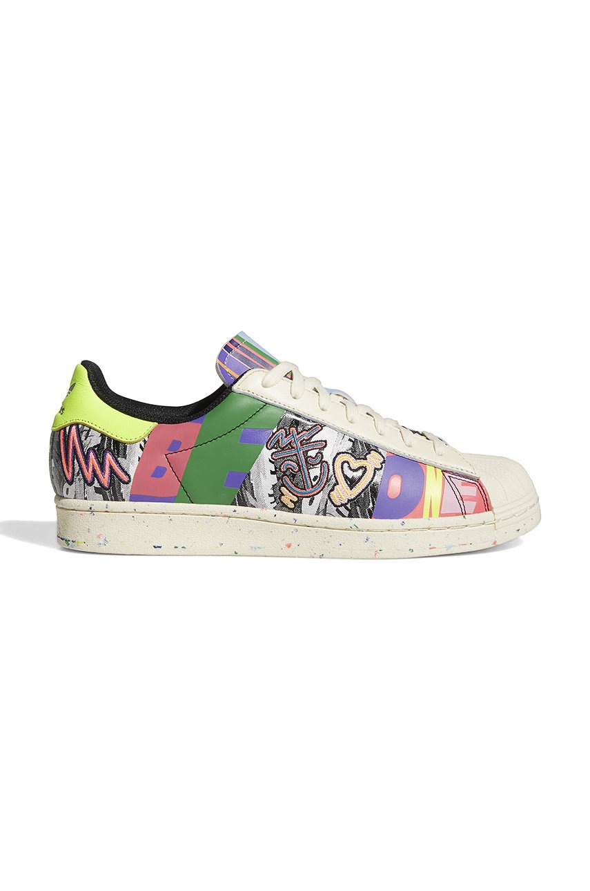 

Кожени маратонки adidas Originals Superstar Pride GX6395 в бяло, Бял