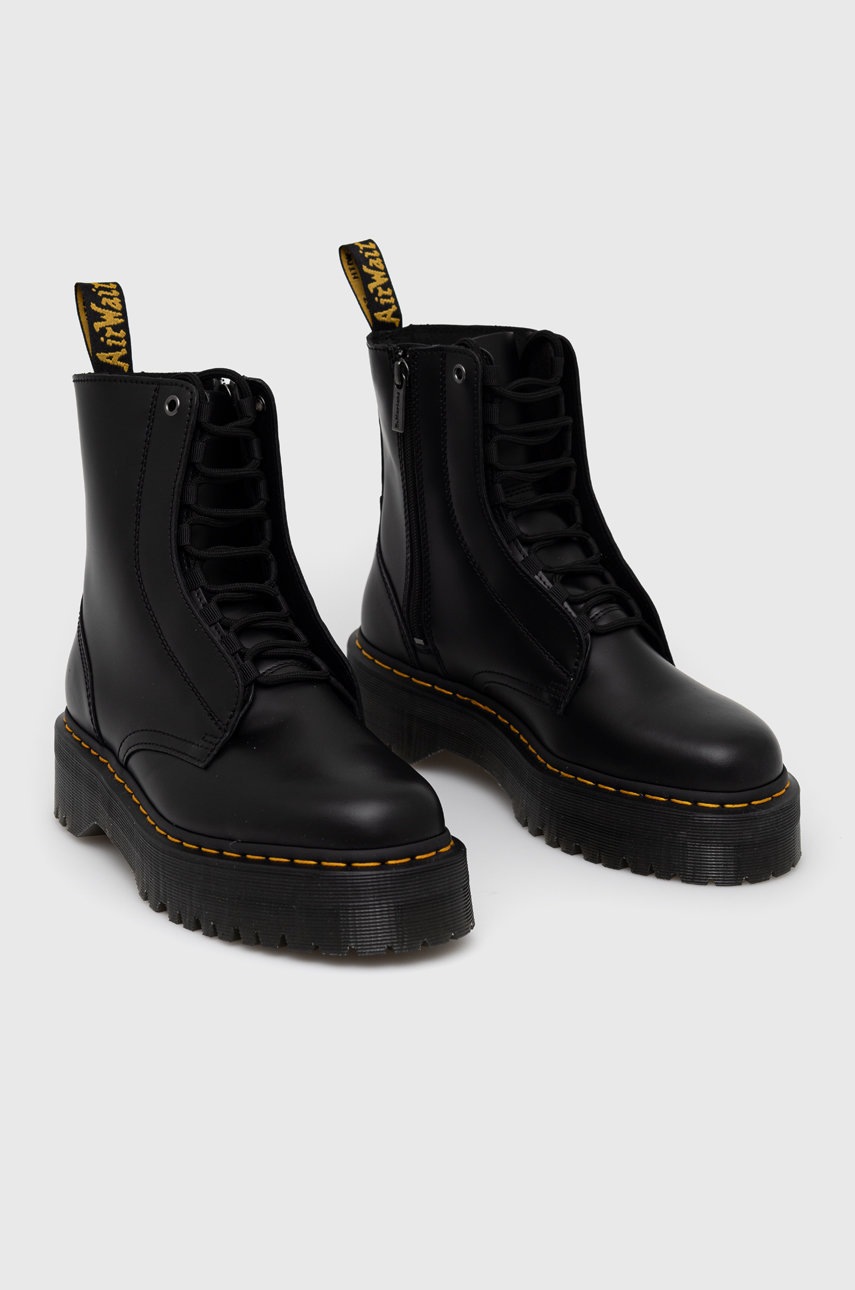 

Кожаные ботинки Dr. Martens мужские цвет чёрный