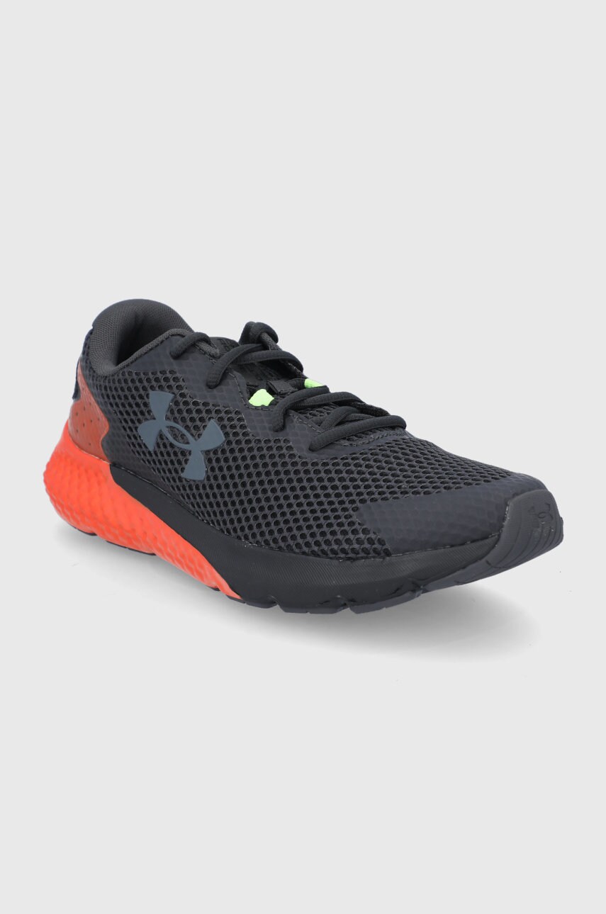 

Бігові кросівки Under Armour Charged Rogue 3 колір чорний