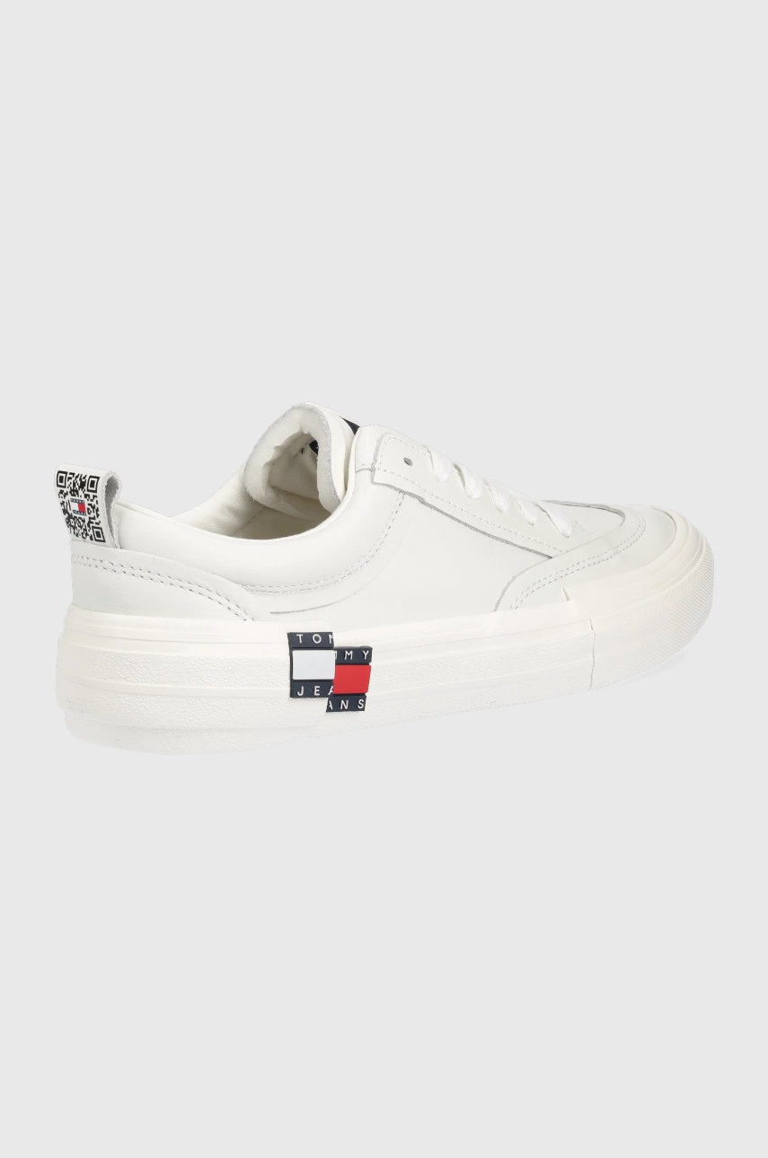 

Кожаные кеды Tommy Jeans мужские цвет белый