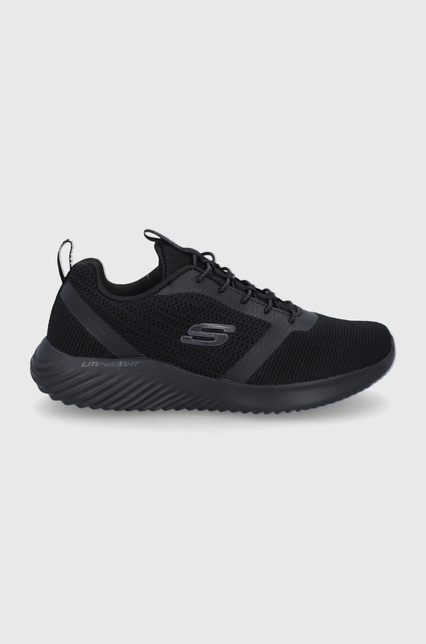 

Обувки Skechers в черно, Черен