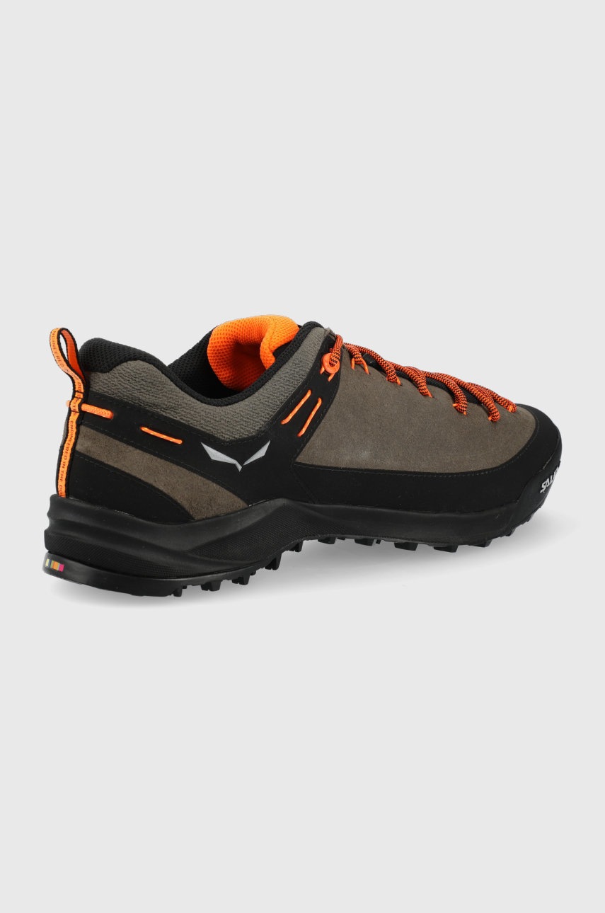 

Ботинки Salewa Wildfire Leather мужские цвет бежевый