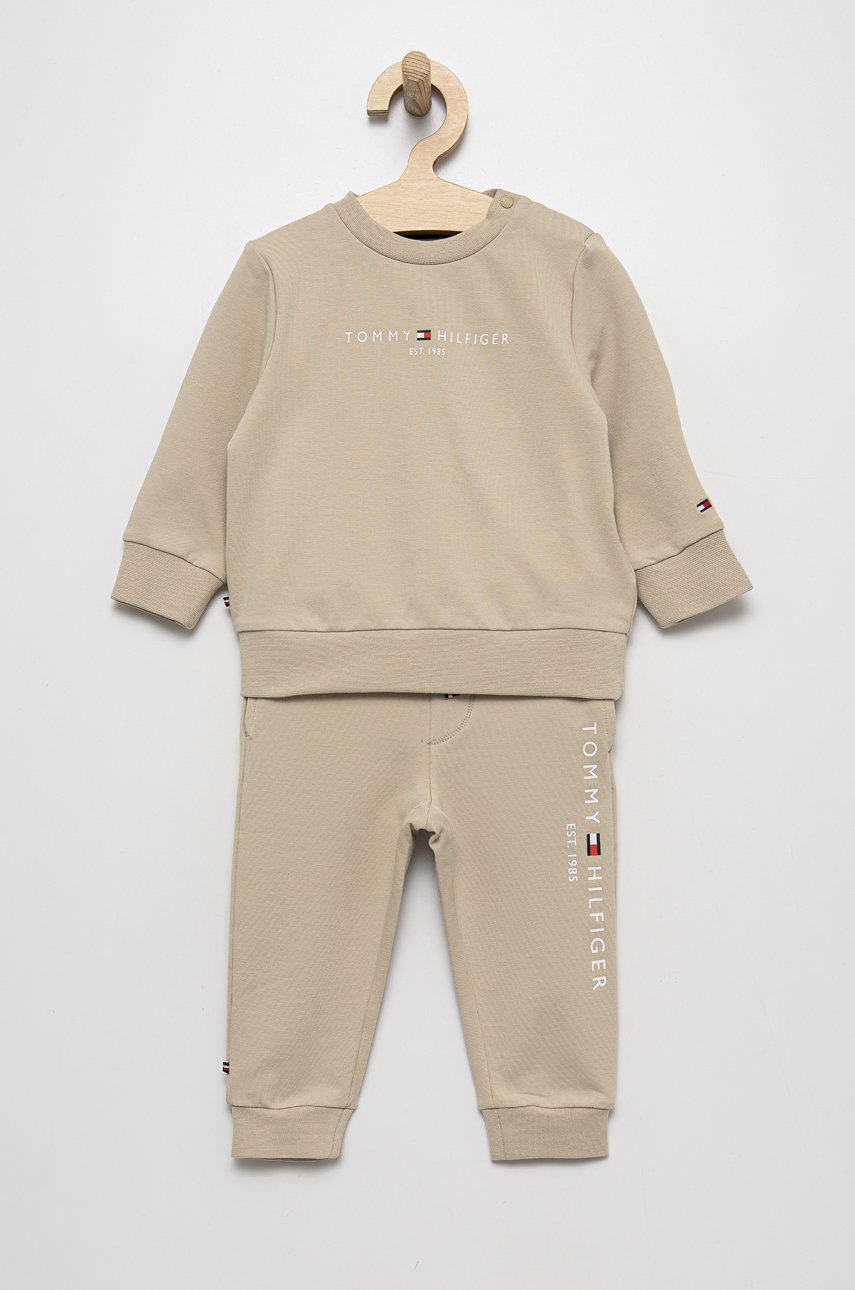 

Бебешки анцуг Tommy Hilfiger в бежово, Бежов
