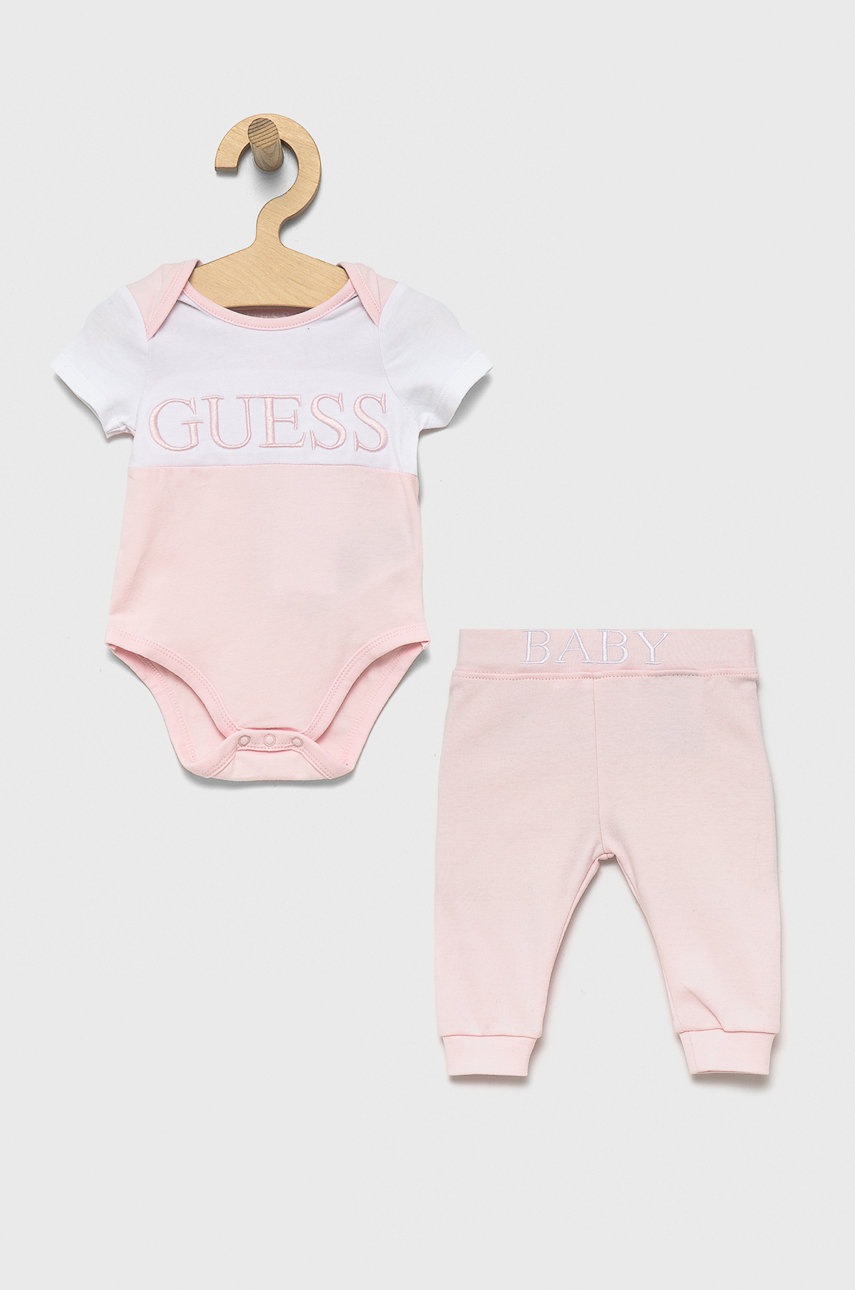 

Комплект за бебета Guess в розово, Розов