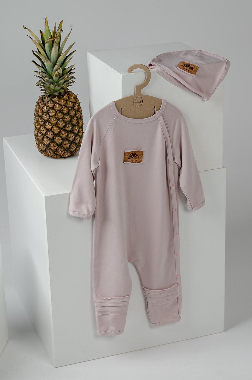 Jamiks costum bebe culoarea roz